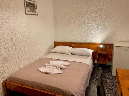 1400bed-single-room